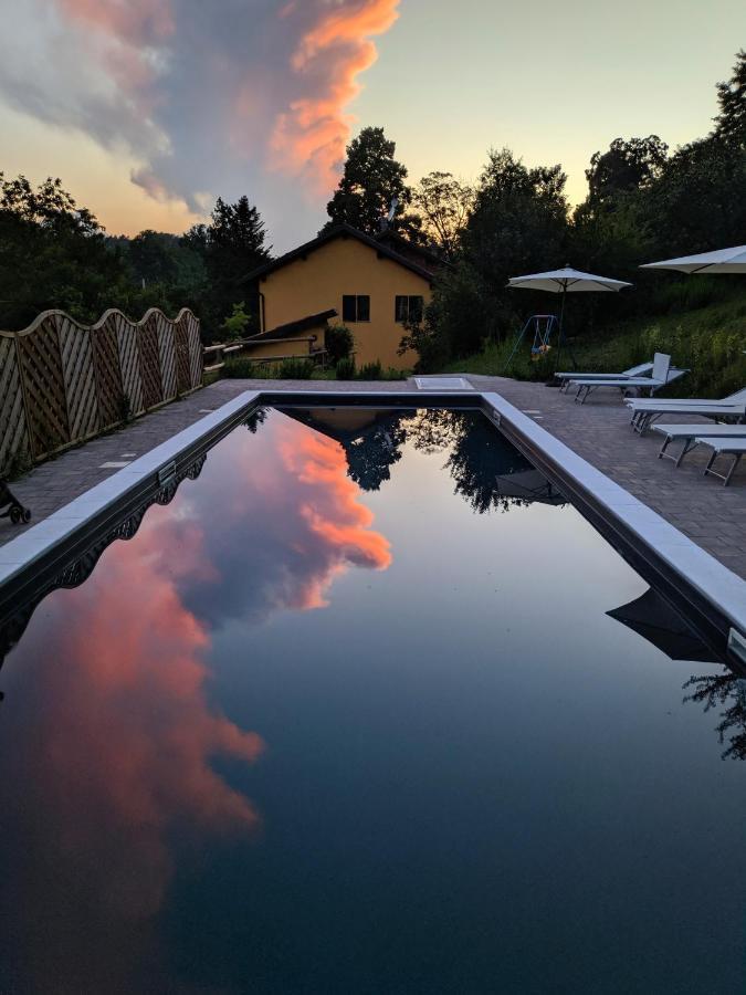 Cascina Ghitin Relais Guest House Асти Екстериор снимка