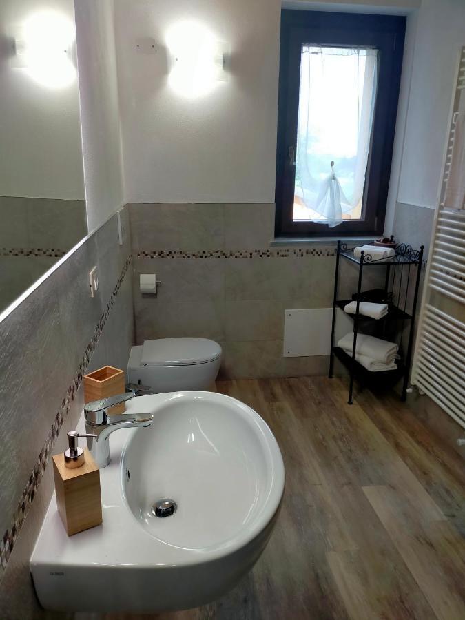 Cascina Ghitin Relais Guest House Асти Екстериор снимка
