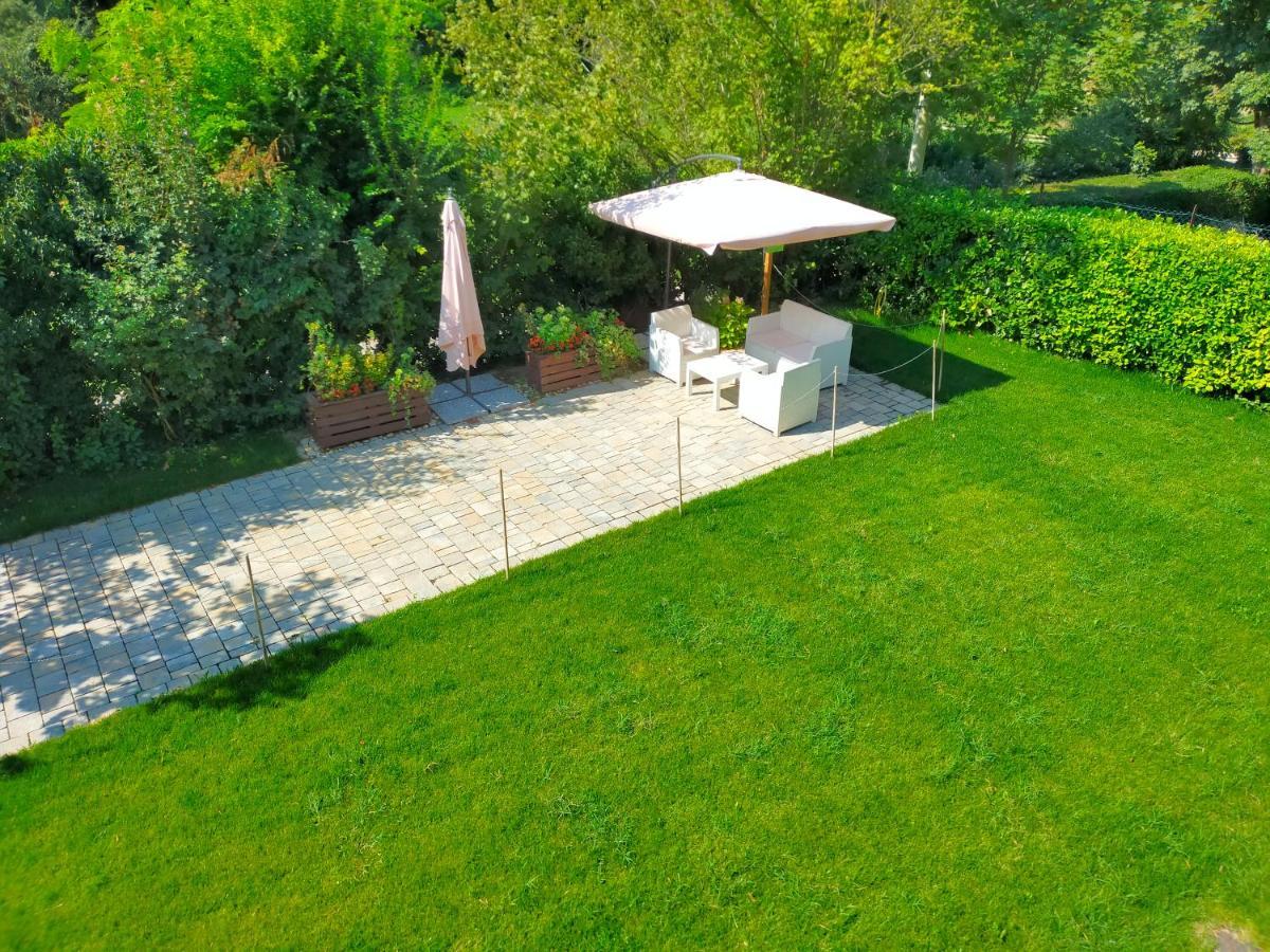 Cascina Ghitin Relais Guest House Асти Екстериор снимка