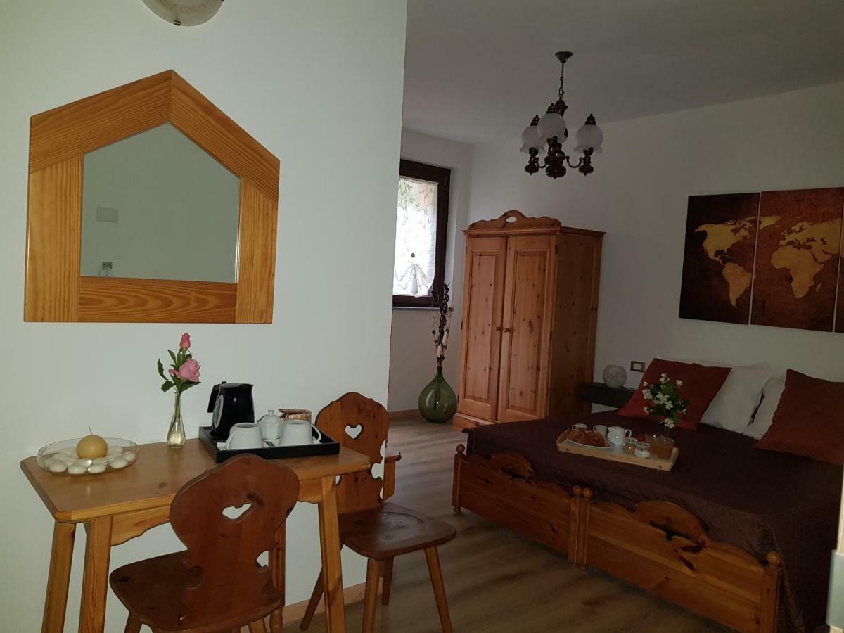 Cascina Ghitin Relais Guest House Асти Екстериор снимка